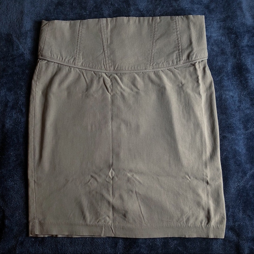Geri C. NY Taupe Khaki Skirt